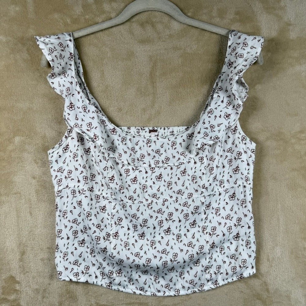 Free People Med White Floral Ruffle Smocked Back Crop Tank Top Coquette Dainty